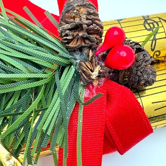 Vintage Midwest Christmas Music Sheet Violin Ornament Acorn Berries Ferns Ribbon - Picture 8 of 9